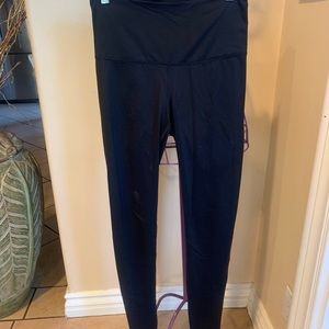 **BOGO 50% off** Victoria’s Secret legging